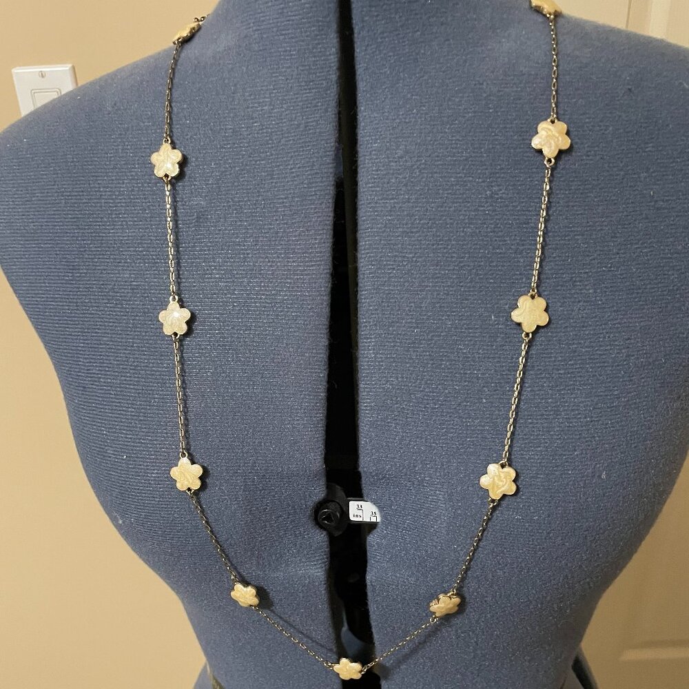 Long Flower Necklace